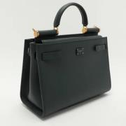 Pre-owned Leather handbags