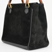 Pre-owned Suede handbags