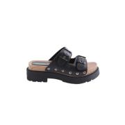 Pre-owned Leather sandals