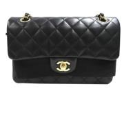 Pre-owned Leather chanel-bags