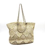 Pre-owned Raffia handbags