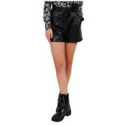 Elegant Skinn Bermuda Shorts