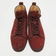 Pre-owned Suede sneakers