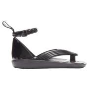 Pre-owned Leather sandals