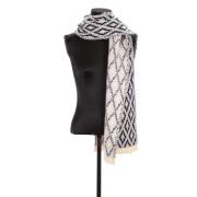 Pre-owned Wool scarves