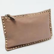 Pre-owned Leather clutches