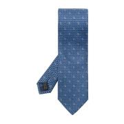 Silk tie