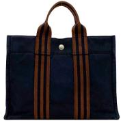 Pre-owned Canvas handbags