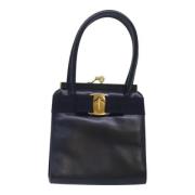 Pre-owned Leather handbags