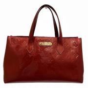 Pre-owned Leather shoulder-bags