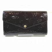 Pre-owned Leather wallets