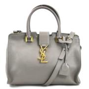 Pre-owned Leather handbags