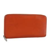 Pre-owned Leather wallets