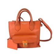 Pre-owned Leather handbags