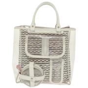 Pre-owned Canvas handbags