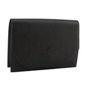 Pre-owned Leather clutches