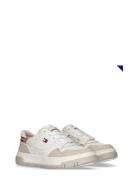 Low Cut Lace-Up Sneaker Lave Sneakers Cream Tommy Hilfiger