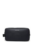 Ck Must Washbag Toalettveske Black Calvin Klein