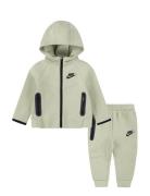 Nike Tech Fleece Full-Zip Set Sport Tracksuits Green Nike