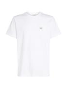 Woven Label Regular Tee Tops T-shirts Short-sleeved White Calvin Klein...