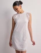 Pieces - Hvit - Pcolline Sl Lace Dress Noos