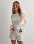 Pieces - Hvit - Pcmanilla Hw Loose Shorts Jrs Mm