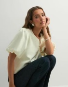 Neo Noir - Hvit - Aisa Dull Satin Blouse