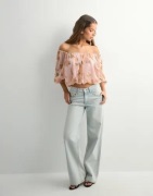 Nelly - Blomstrete - Floral Bouquet Blouse