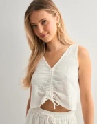 Pieces - Hvit - Pcsastina Sl Cropped Top Wvn Bc