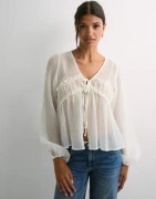 Nelly - Hvit - Effortless Crincle Blouse