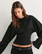 Nelly - Svart - Wide Sleeve LS Top