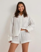 Nelly - Hvit - Easy Breeze Shorts