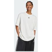 Adidas Original Essentials Boyfriend Tee